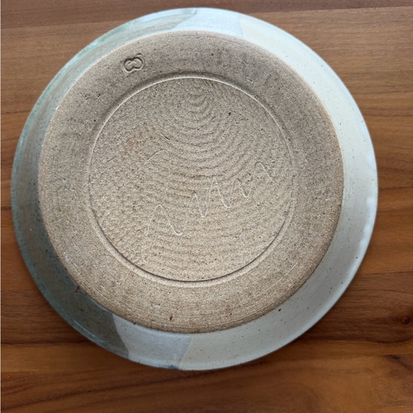 Handcrafted Ceramic Pie Plate, Serving Plate with Artistic Design. 10”x 1.5”deep - Picture 3 of 4